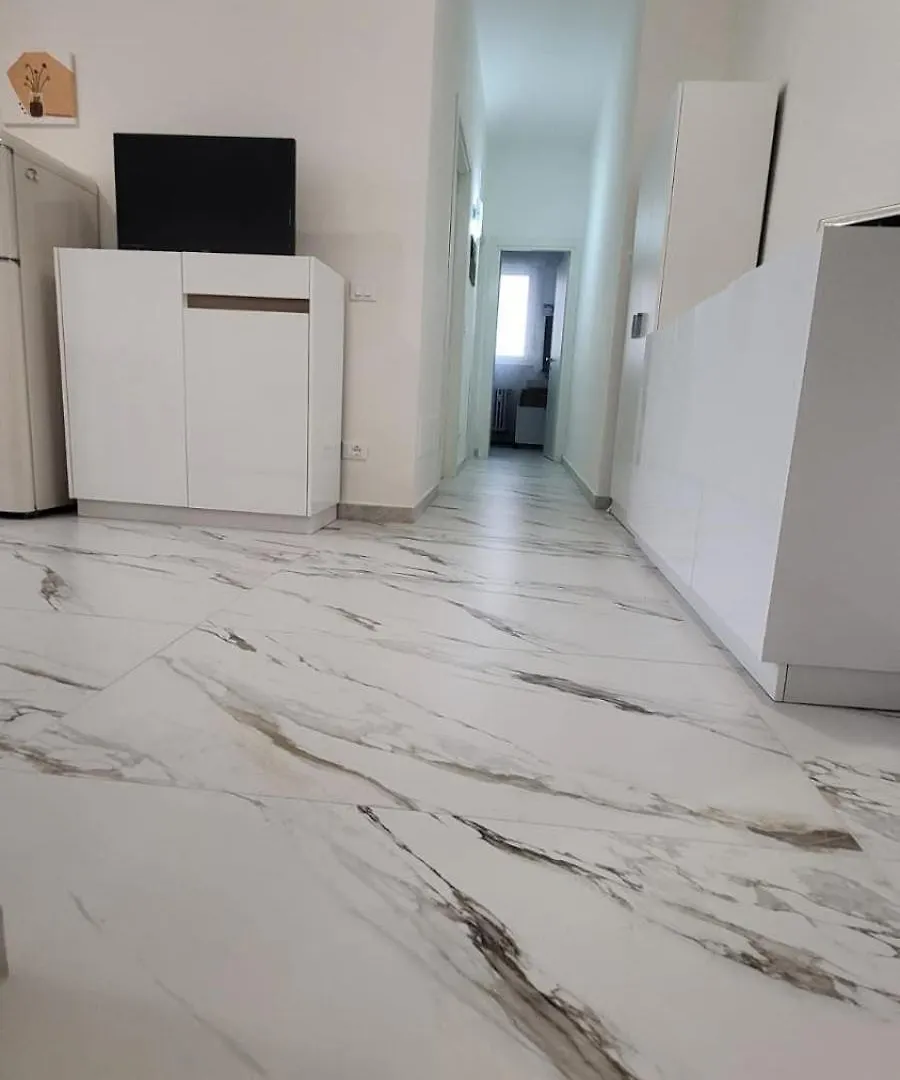 Dolce Letizia Apartment Rifredi Florencja 0*,  Włochy